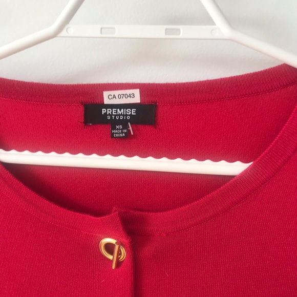 Cardigan in rich red• size : XS - Picture 2 of 5